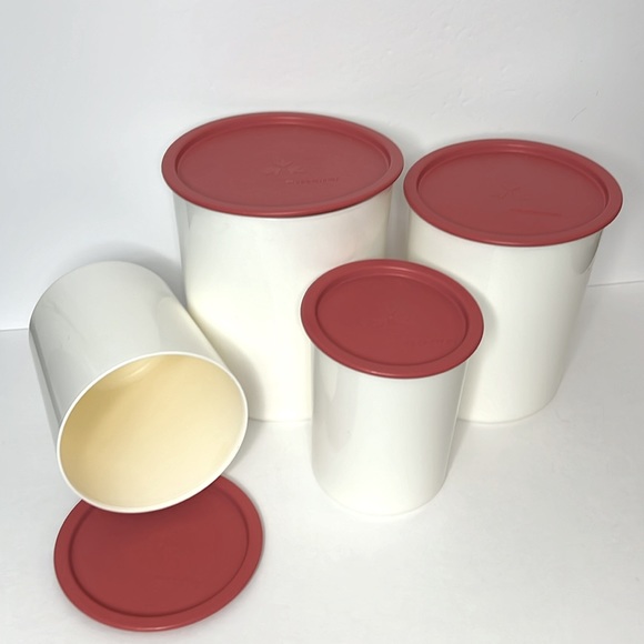 Tupperware One Touch Nesting Storage Canisters Container Set of 4 with Seals - Picture 10 of 10